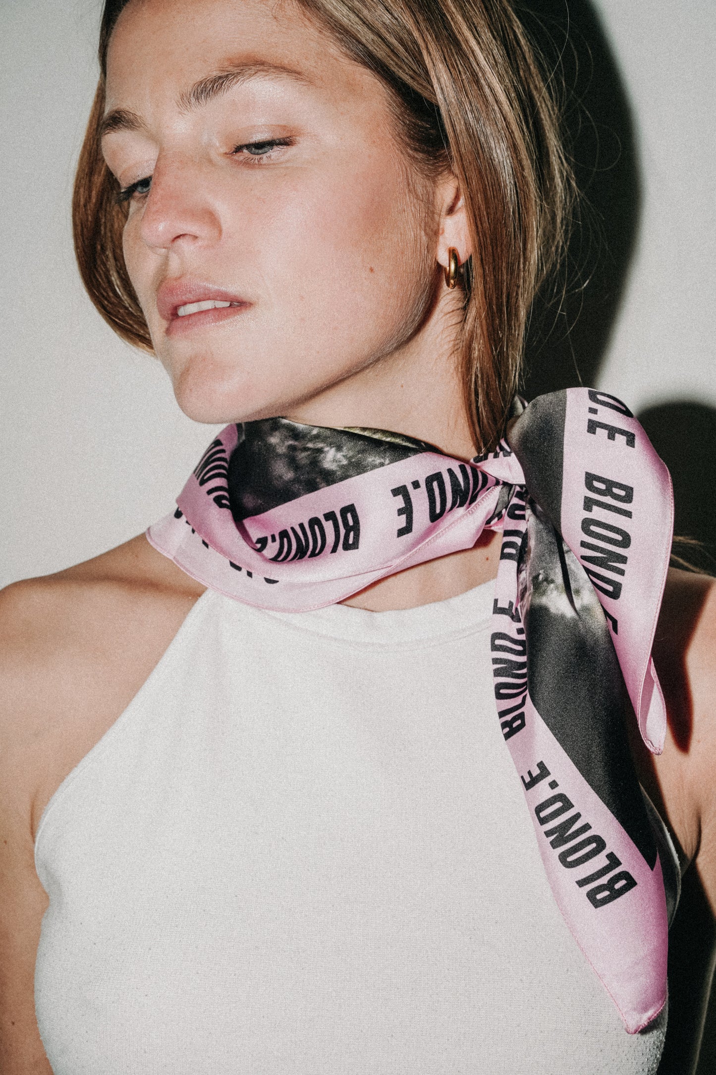 Foulard Blond.e