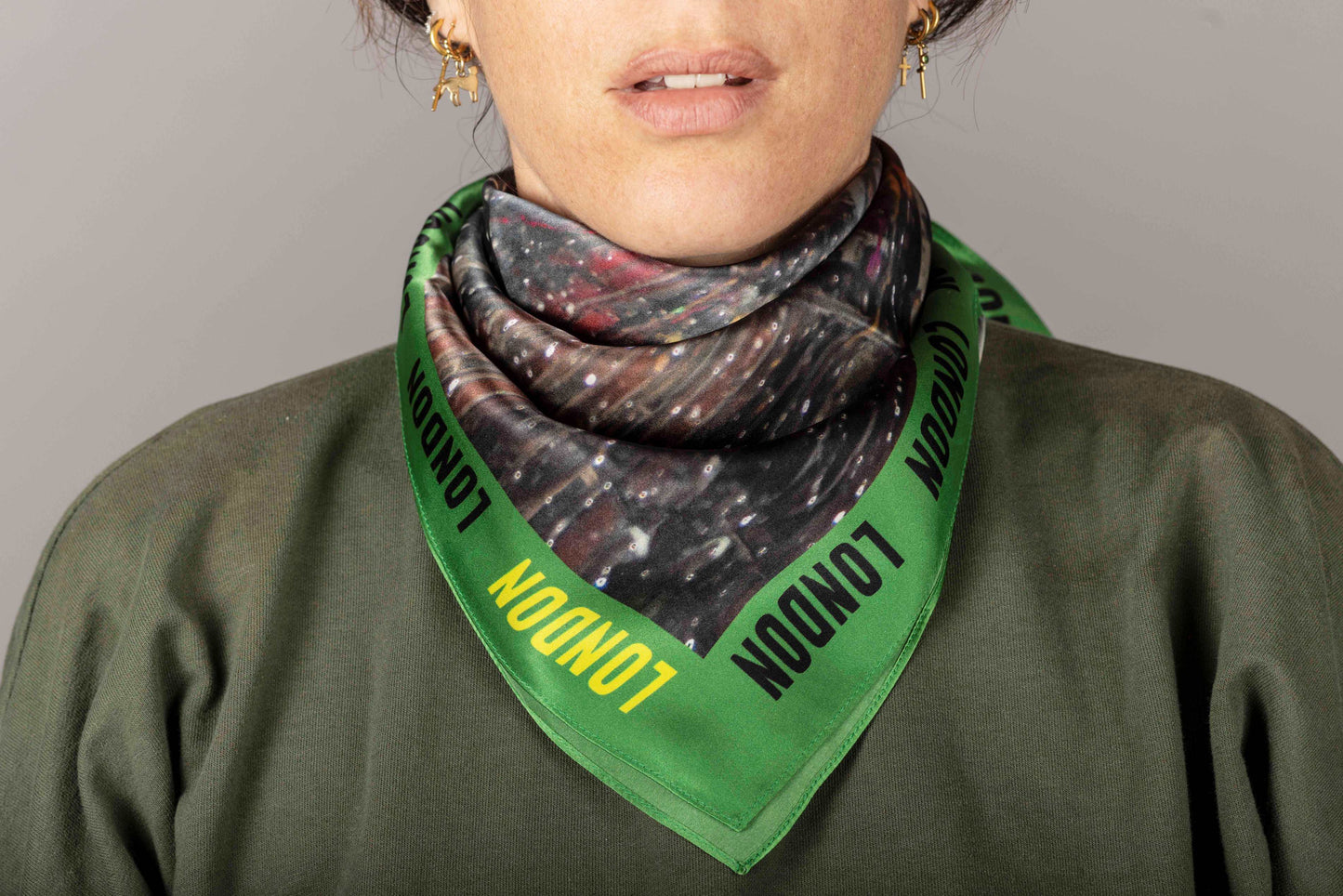 Foulard London