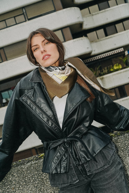 Foulard en soie 90x90 Mitte – Berlin