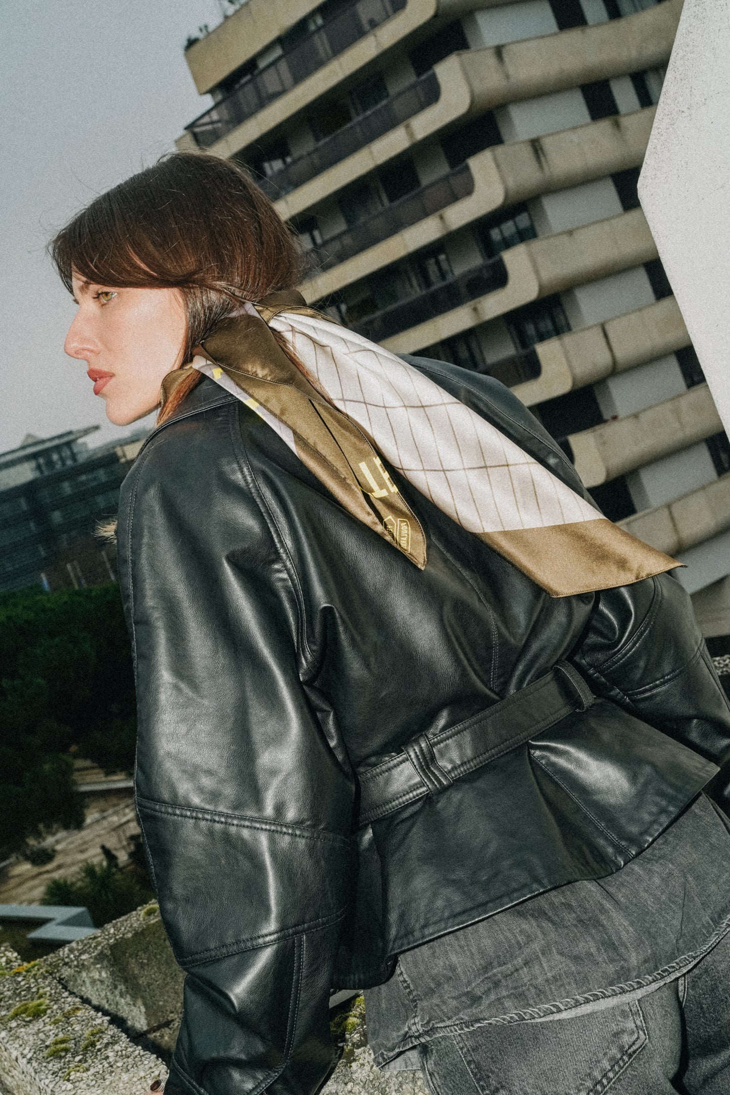 Foulard en soie 90x90 Mitte – Berlin