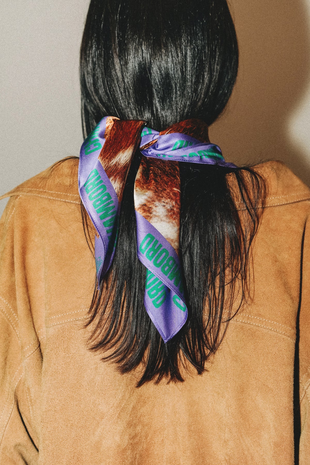 Chambord scarf