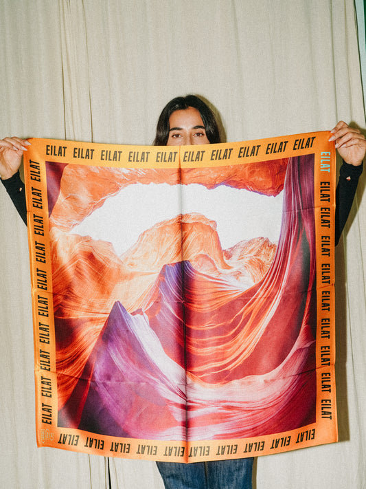 Foulard Eilat – Grand format 90 × 90 cm