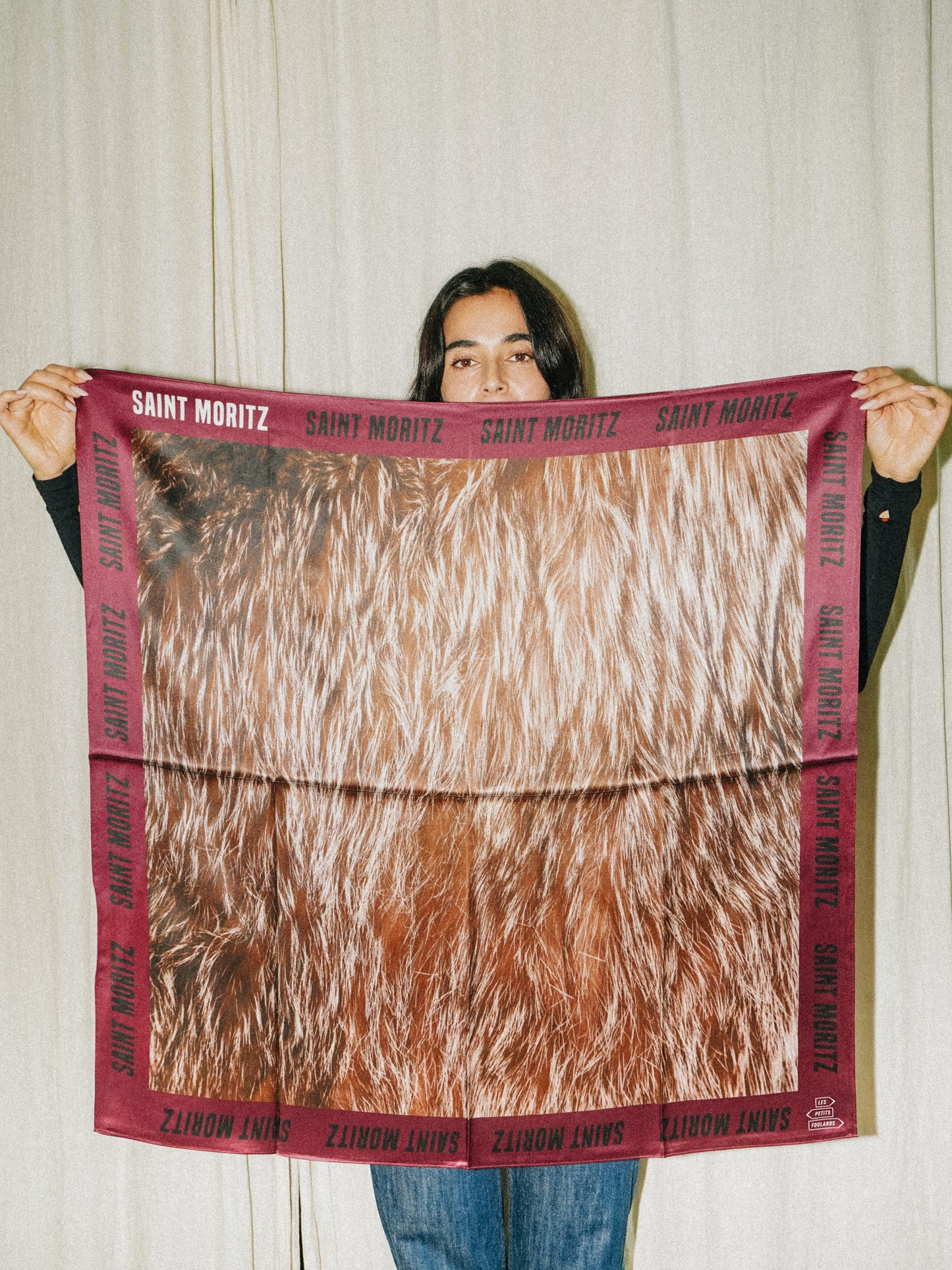 Foulard Saint Moritz – Grand format 90 × 90 cm